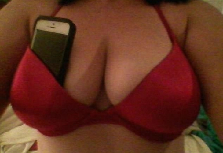 Големите гърди могат да бъдат благословия но също така и