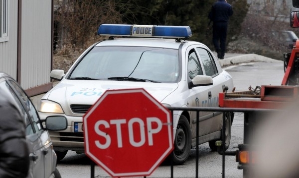 Десетки хора са се сдобили с фалшиви шофьорски книжки в