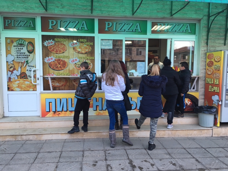 Чревоугодниците от Враца могат да въздъхнат с облекчение Отново работят