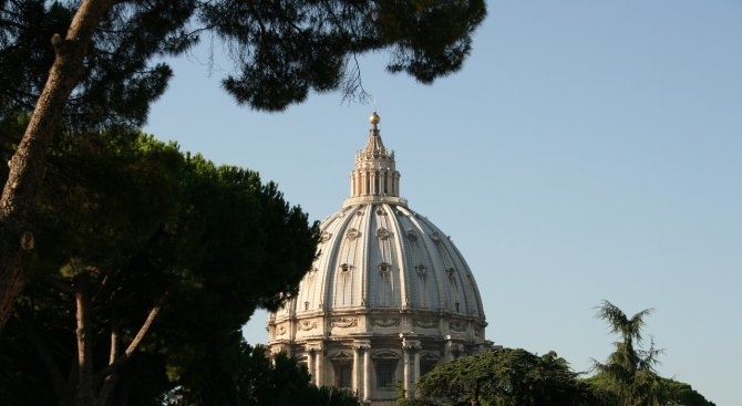 Италианският президент Серджо Матарела разпусна парламента който скоро щеше да