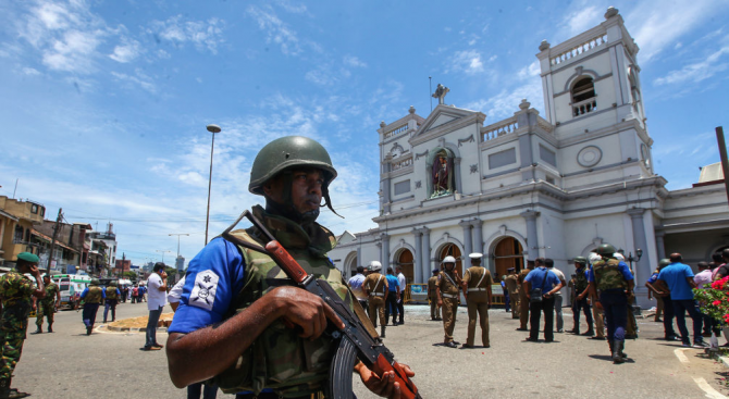 Телата на 15 души сред които шест деца бяха намерени