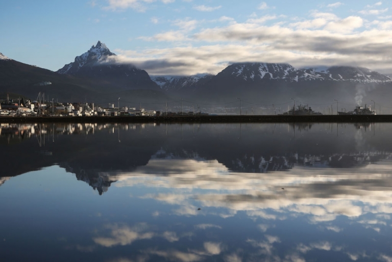 Аржентинска бойна подводница с 44 ма души екипаж изчезна край бреговете