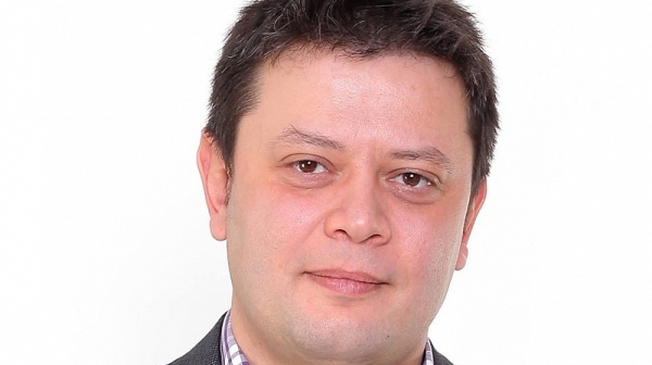 Осемте джуджета и Нотариуса очевидно са двете най важни и влиятелни