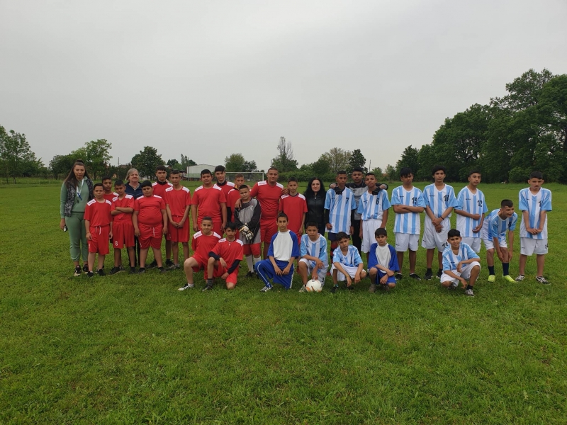 На стадиона в Борован с футболната среща между отборите на