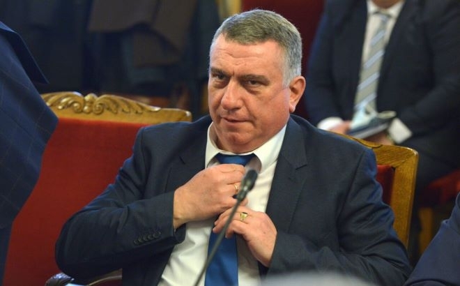 Служебният кабинет се развихри кадрово и по върховете на държавната