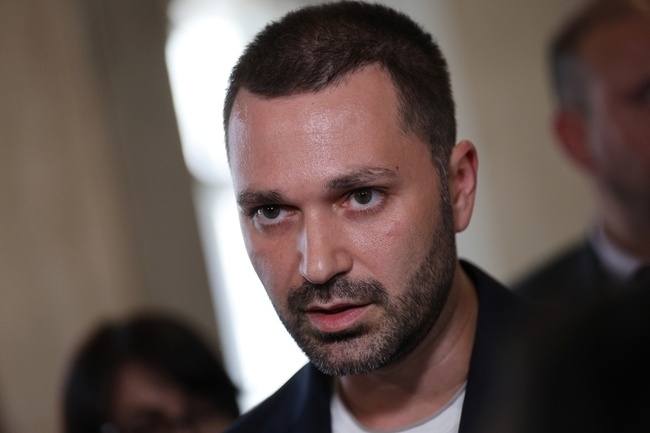 В рамките на вчерашния ден 23 годишен мъж който се идентифицира