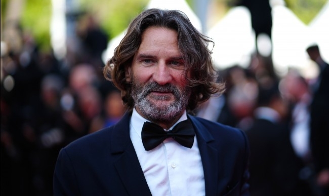 Френският писател Фредерик Бегбеде е задържан като част от разследване