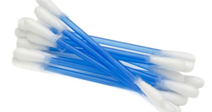 Шoтлaндия зaбpaнявa пpoизвoдcтвoтo и пpoдaжбaтa нa плacтмacoви ĸлeчĸи зa yши