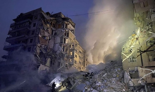 Броят на загиналите при руския ракетен удар по жилищна сграда