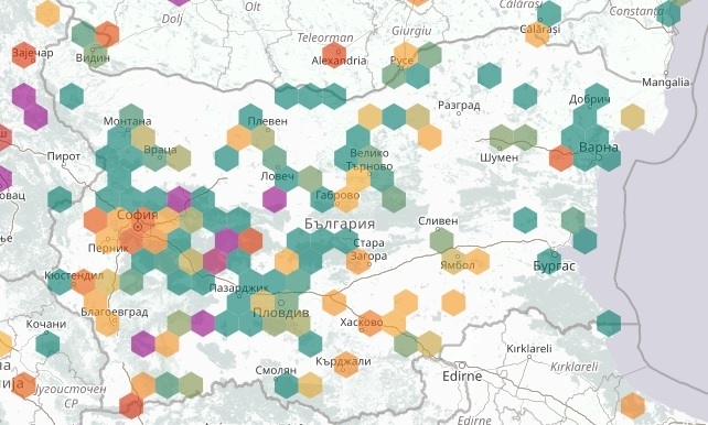 Опасно мръсен въздух в почти цялата страна отчитат уредите на