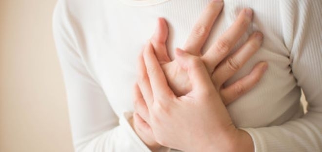 Хората трябва да избягват преяждането мазните и солени храни да