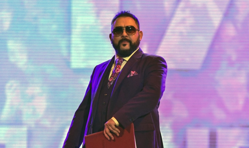 Музикантът Иван Динев Устата предизвика гнева на нашите съседи