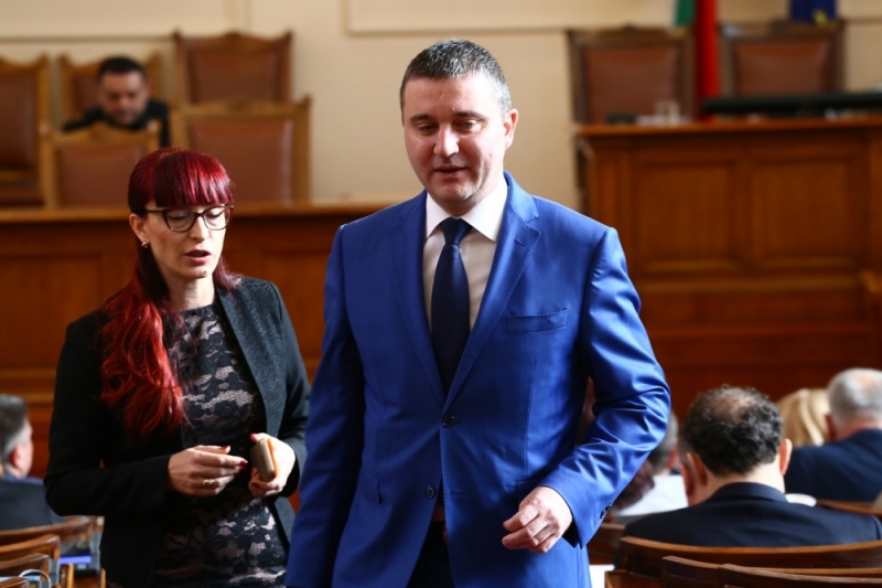 Заседанието на Временната парламентарна комисия по случая ЧЕЗ започна без