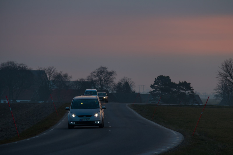 І МЕТЕОРОЛОГИЧНА ОБСТАНОВКА През нощта облачността ще е значителна на