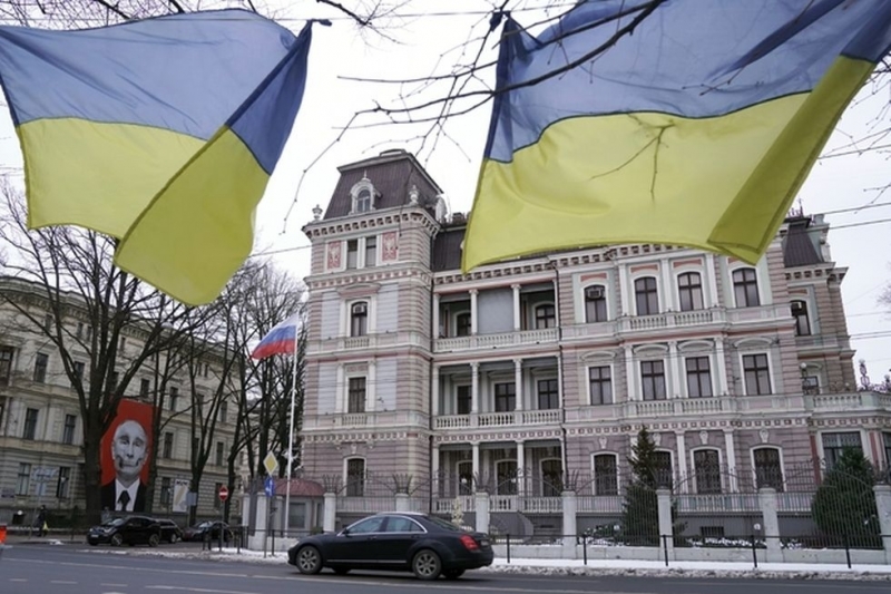 Латвия обяви руски дипломат в Рига за персона нон грата