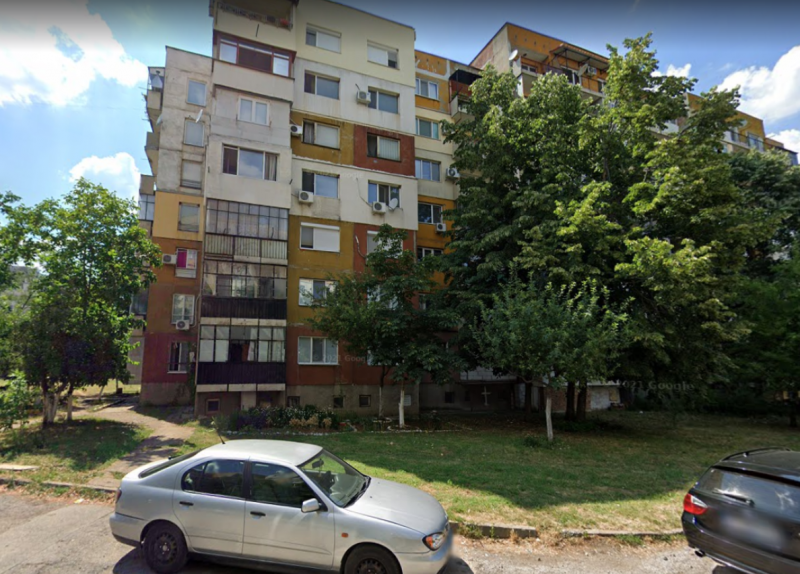 Частен съдебен изпълнител продава на търг тристаен апартамент във Враца