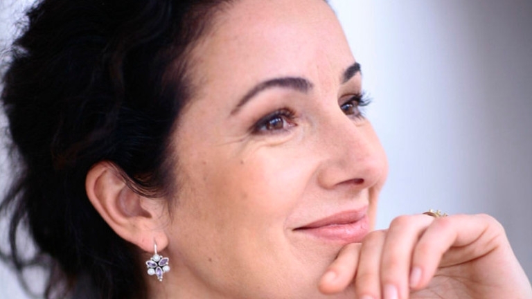 Холандският град Амстердам избра бившия политически лидер Фемке Халсема за кмет