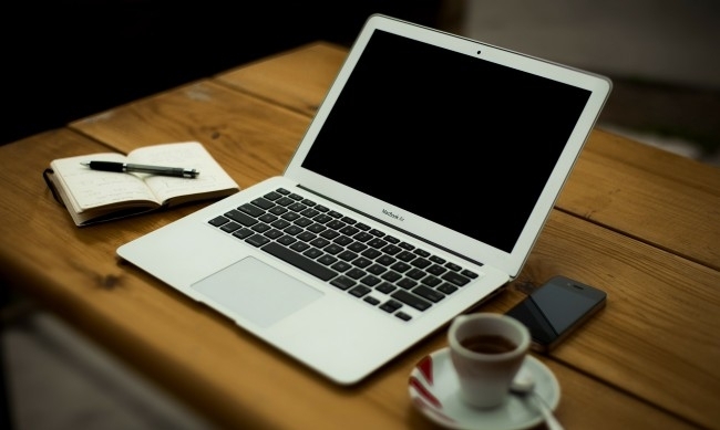 Половината дружества в България заявяват че киберсигурността не им е