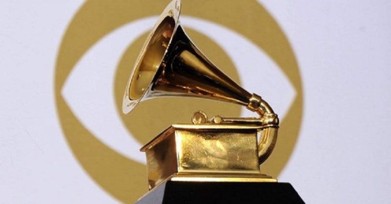 Лашон Даниелс автор на песни спечелили награди Грами загина при