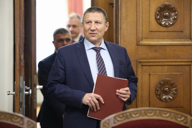 Президентът Румен Радев даде знак в сряда че може да