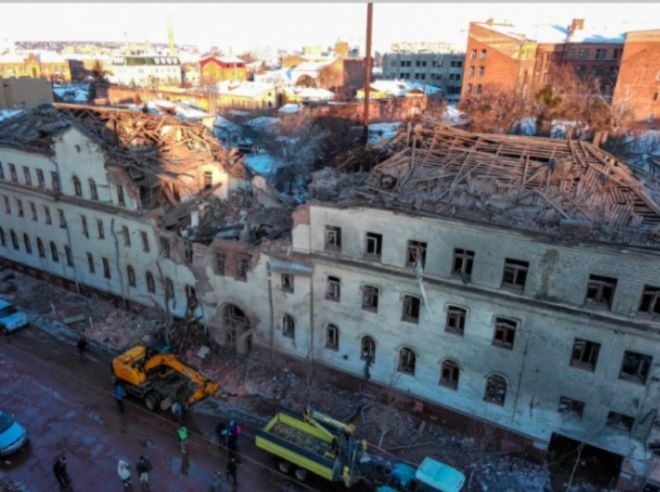 Голяма руска въздушна атака тази нощ причини щети на енергийна