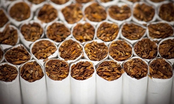 В магазините се появиха първите цигари с нови по високи цени