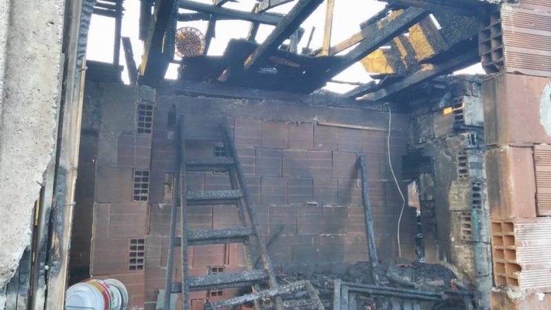 Пожар e унищожил 4 постройки в Смолян на ромски семейства