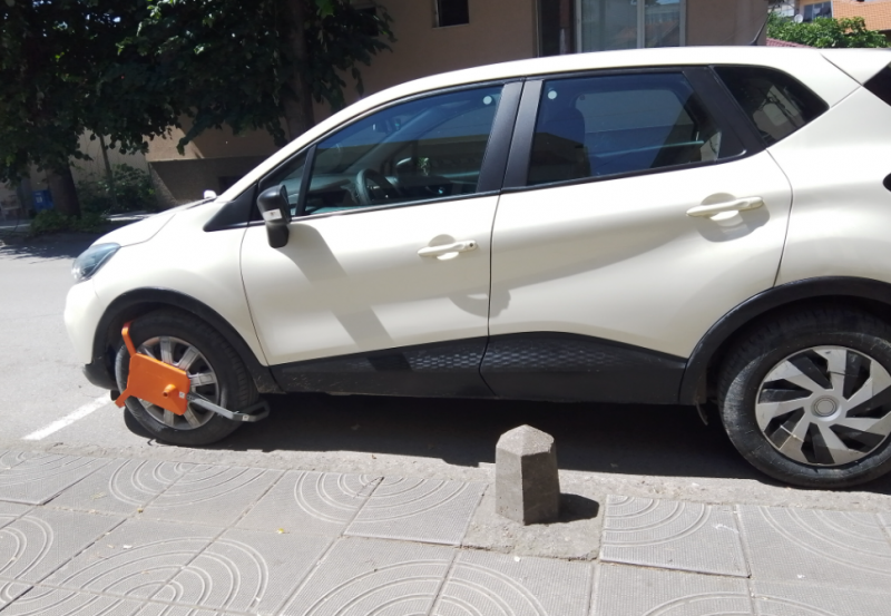 Община Монтана продължава поставянето на знаци които да информират шофьорите