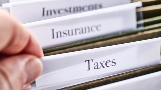 Полското правителство е решило да премахне данъка върху доходите на