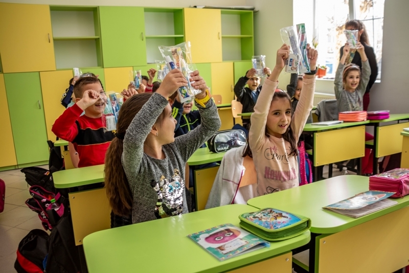 Първолаците от Основно училище Христо Ботев в Мездра имаха необичаен