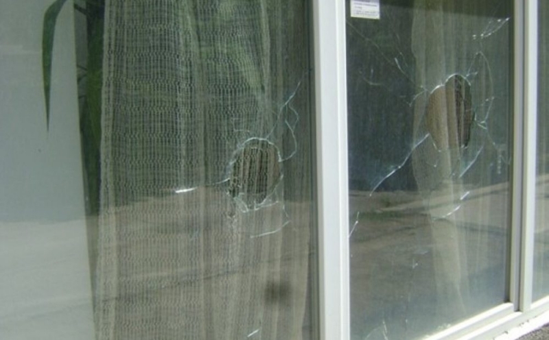 Тийнейджъри са нахлули в детска градина и задигнаха храна и