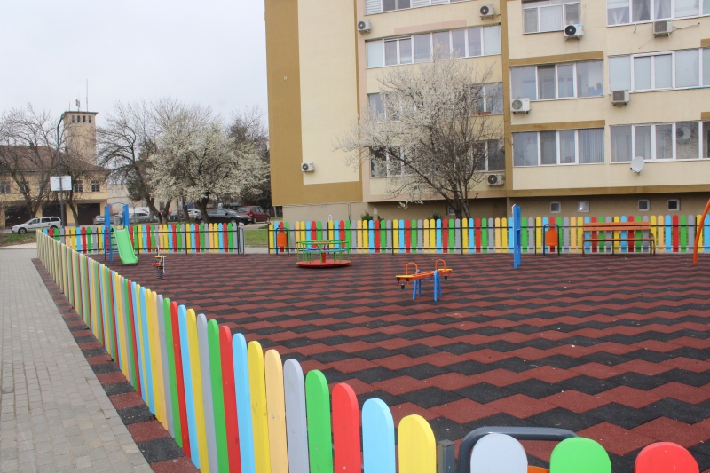 През лятото на 2023 г започна ремонт на съществуващи площадки