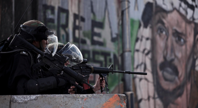 Израелски войници застреляха палестинец който според полицията се опитал да
