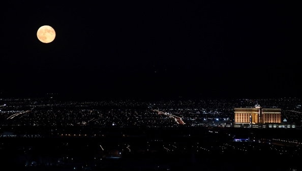 Тя ще е по голяма и по сияйна на небето на 1