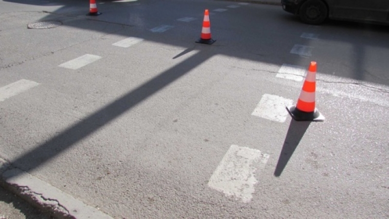 Пешеходка е починала в резултат на тежък пътен инцидент в