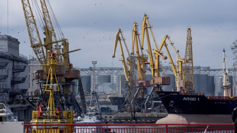 Украинските военноморски сили обявиха нов временен хуманитарен коридор в Черно
