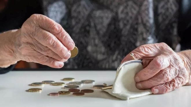 Броят на работещите пенсионери у нас расте Националният осигурителен институт