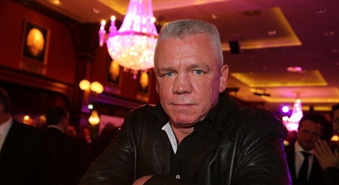 Германската боксова легенда Грациано Рокиджани почина в автомобилна катастрофа съобщи