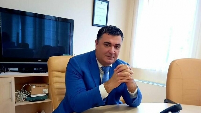 Сръбският министър на икономиката Раде Баста който активно призоваваше за