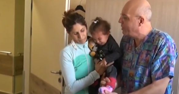 Български лекар сам финансира лечението на пациентите си Той се