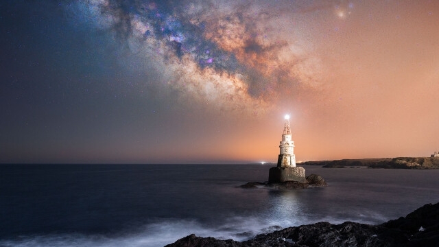 Вдигаме очи от всекидневните сюжети и проблеми към небето което