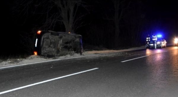 Шофьорка е с опасност за живота след тежка катастрофа във