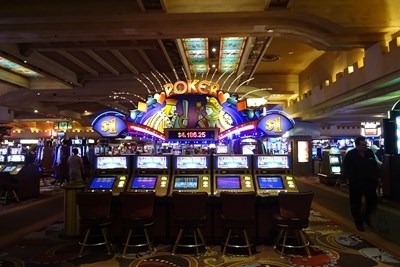 Двама пазачи на казино в Лас Вегас за загинали късно