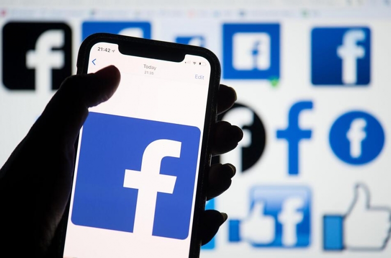 Facebook обяви че е преустановил действието на десетки хиляди приложения