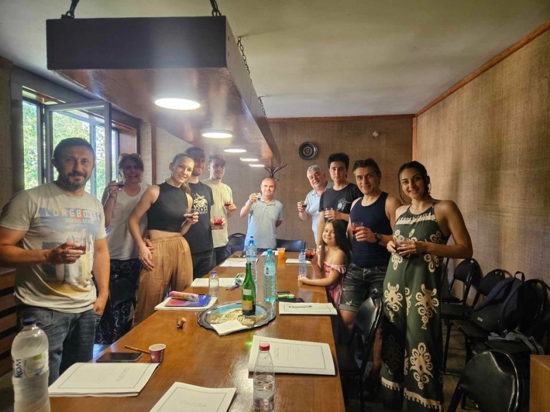 Днес в Драматично куклен театър Враца започнаха репетиции на нова детска