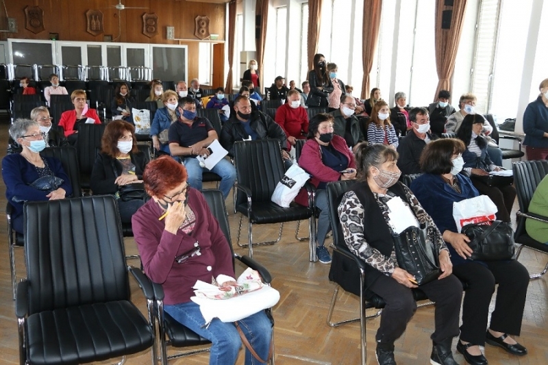 Общо 63 души започват работа в рамките на проекта който