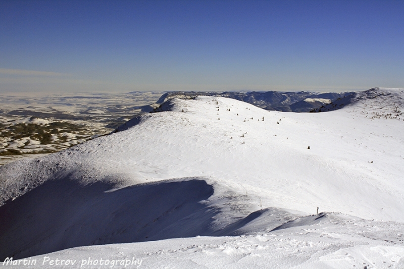 Зимно изкачване на връх Ком под надслов От където започва
