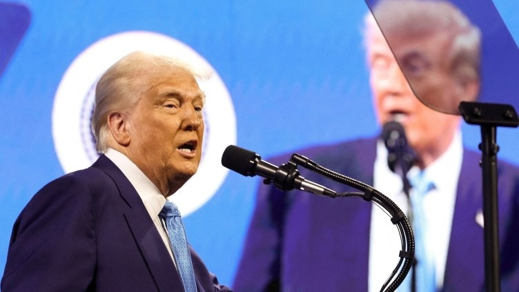 Президентът на САЩ Доналд Тръмп даде на Европа три седмици