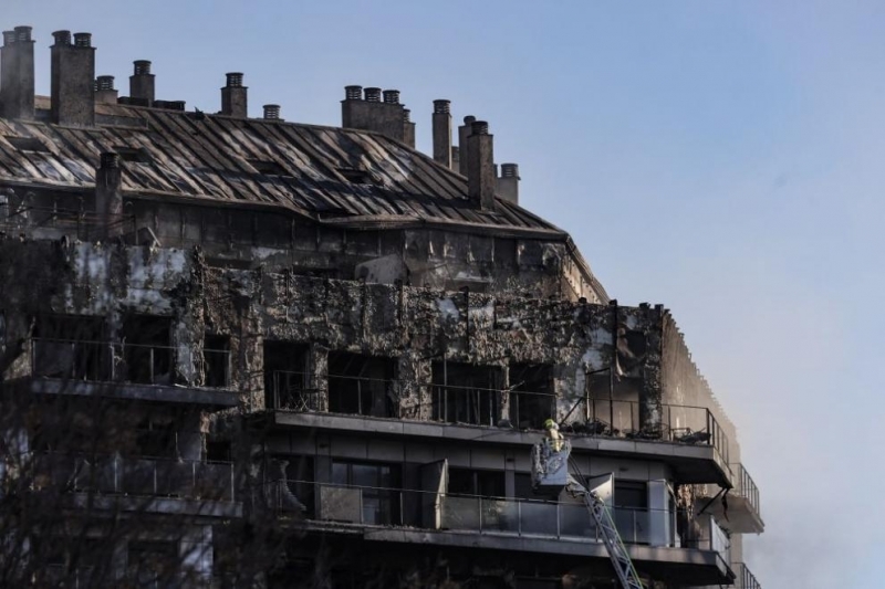Валенсия обяви тридневен траур след снощния смъртоносен пожар в жилищен блок Четирима