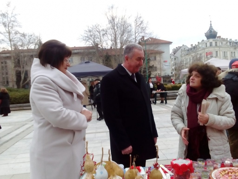 Фолклорният събор Бъдник беше открит днес във Видин от кмета